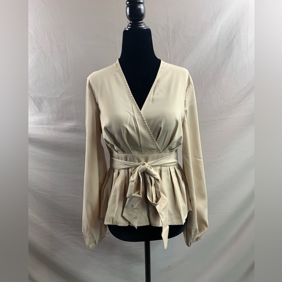 Beige Lantern Sleeve Peplum Blouse - Picture 5 of 5